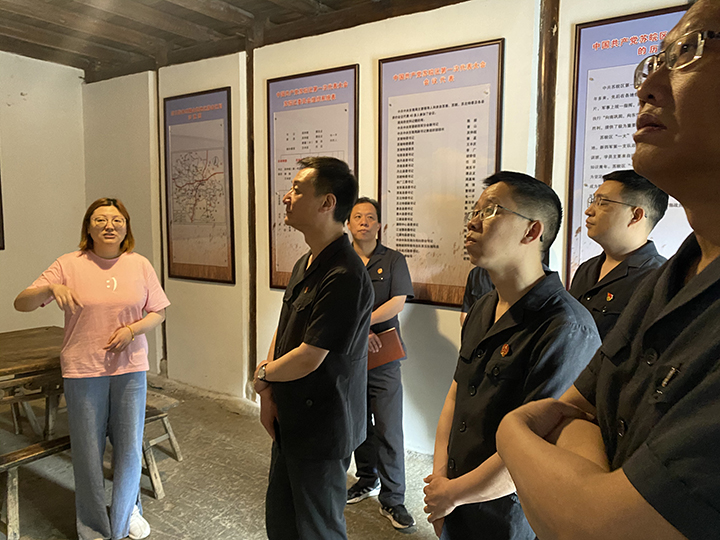 �߽���ɫʤ�� ��ȡ�ܽ�����